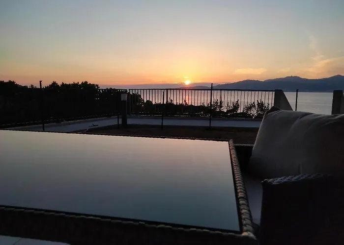 Les Rivages De Stagnola T3 Vue Et Montagne 200m Climatise